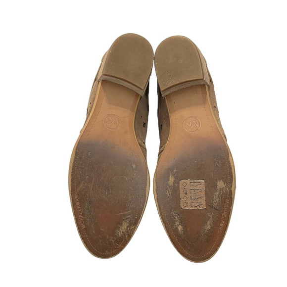 Michael Kors Uma Perforated Flat Bootie - Picture 9 of 12